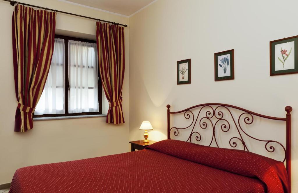 Villa Soleil Colleretto Giacosa الغرفة الصورة