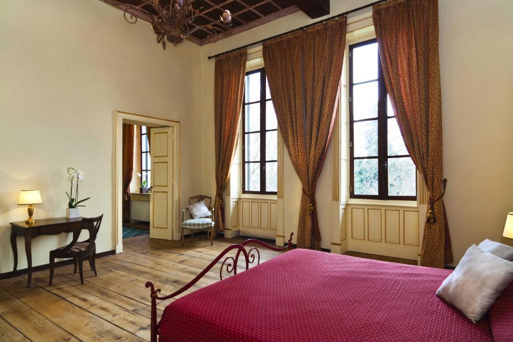 Villa Soleil Colleretto Giacosa الغرفة الصورة